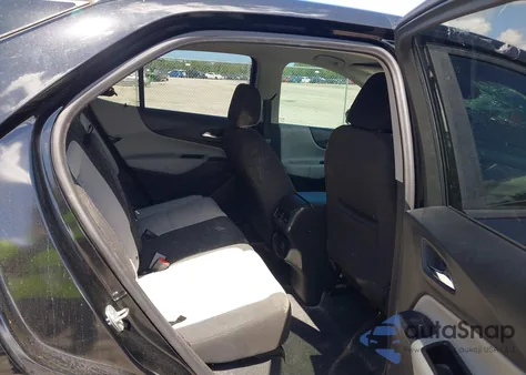 2022 Chevrolet Equinox Fwd Ls z USA, uszkodzony, nr VIN 2GNAXHEV2N6118947